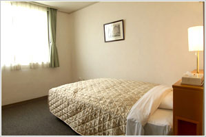 ビジネスホテル　こさなぎ