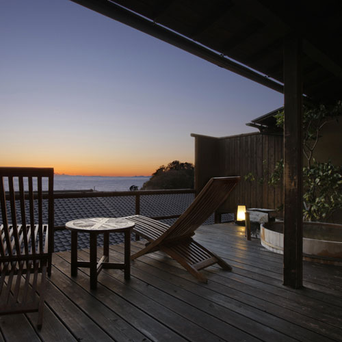 西伊豆土肥温泉　森の入り江の離れ宿　無雙庵　枇杷