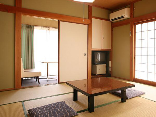 夕日ヶ浦温泉　岬別館　岩城