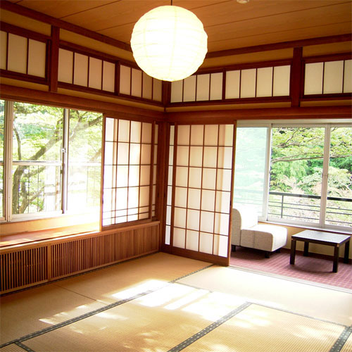 湯の山温泉　金花水月