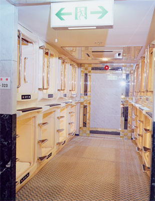 カプセルホテルサウナ太陽