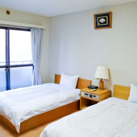 ビジネスホテル　アーバンティ西九条