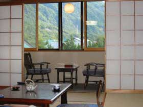奥飛騨温泉郷　新穂高温泉　静寂の湯宿　かみたから荘