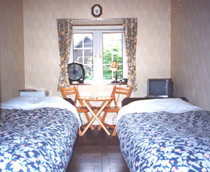 玉原高原　ペンション　もるげんろーて