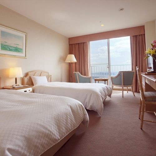 弓張の丘ホテル