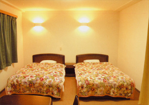 ビジネスホテル&パンション若柳