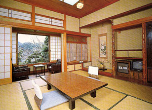 新城観光ホテル