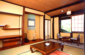 信州乗鞍高原温泉　濁り湯・掛け流し　温泉宿けやき山荘