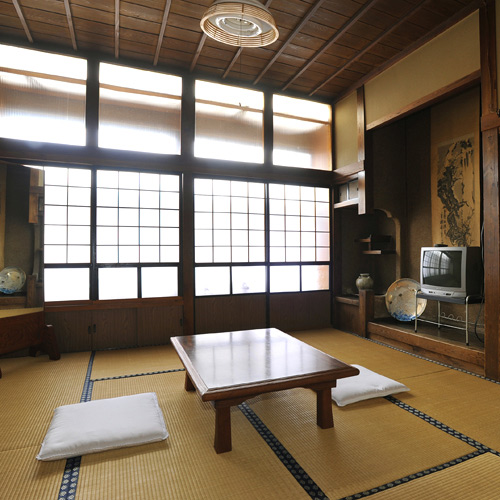 温湯温泉　飯塚旅館