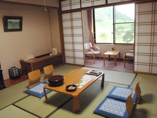 休暇村　奥大山　（旧　大山鏡ヶ成）