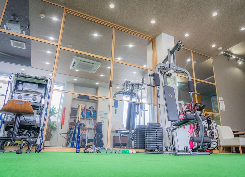 Golf Studio f 千葉みなと店_3