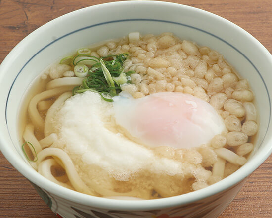 F-1128】とろ玉うどん（温）Udon Noodles with Soft-Boiled Egg (Hot Soup Style)