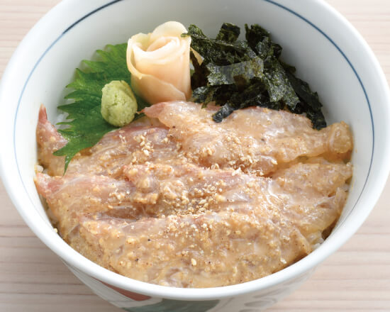 濃厚!!ごまだれ真鯛丼