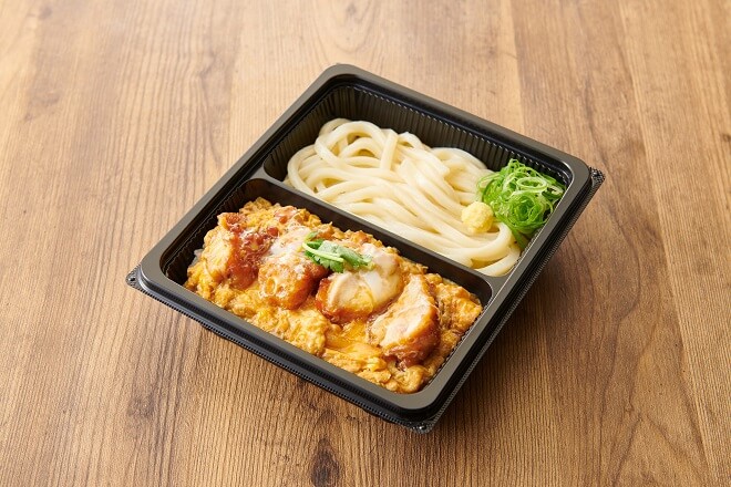 から揚げとじ丼とうどんのW弁当