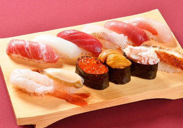 佐渡回転寿司　弁慶　万代シティ店